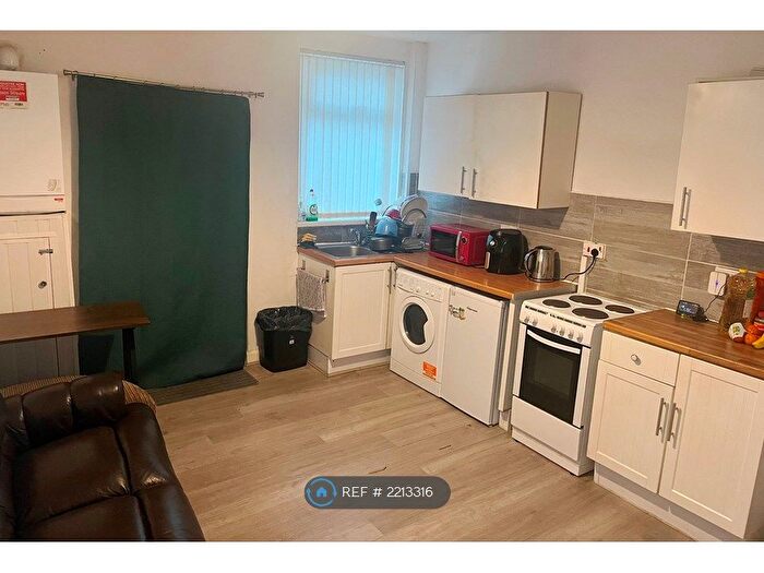 1 Bedroom Maisonette To Rent In Russian Drive, Liverpool, L13