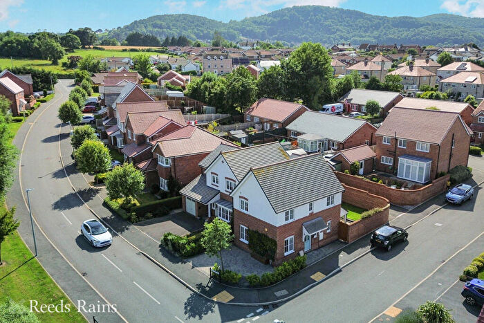 3 Bedroom Detached House For Sale In Maes Y Ffynnon, Abergele, Conwy, LL22