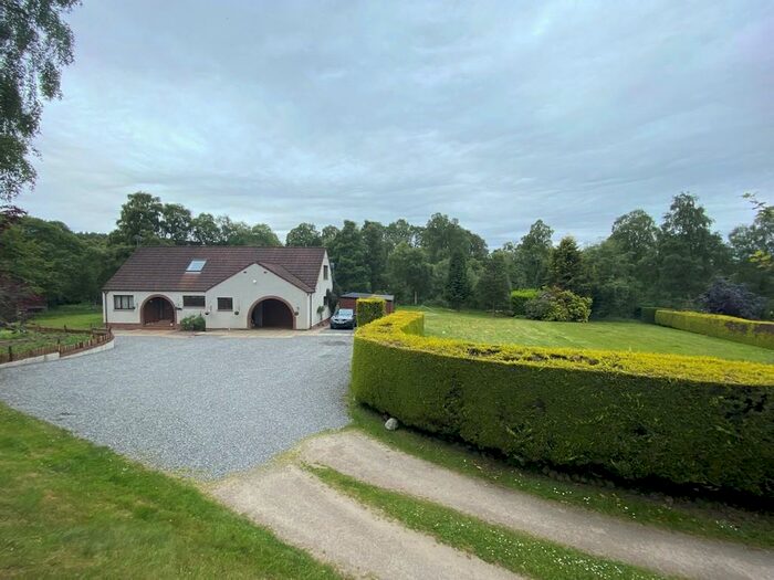 4 Bedroom Detached House For Sale In The Arches, Daviot East, Inverness-shire, IV2