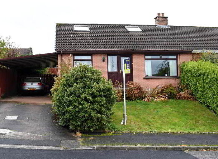 3 Bedroom Semi-detached Chalet Bungalows For Sale In Glenmount Park, Newtownards, BT23