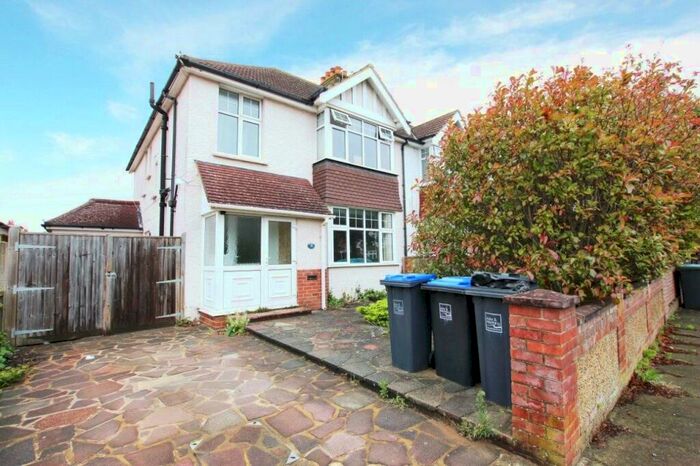 4 Bedroom Semi-Detached House To Rent In Gaisford Road, Worthing, West Sussex, BN14