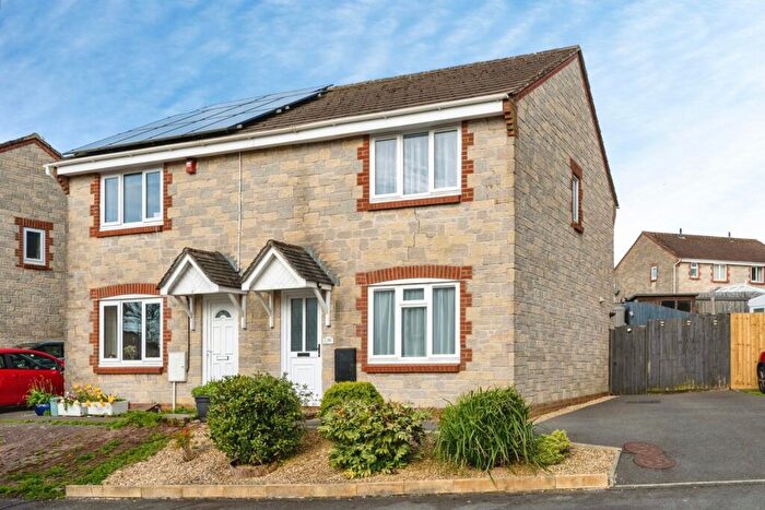 3 Bedroom Semi-Detached House For Sale In Parc Morlais, Llangennech, Llanelli, Carmarthenshire, SA14