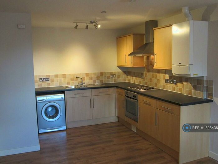 1 Bedroom Flat To Rent In Edward Street, Westbury, BA13