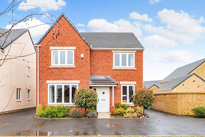 4 Bedroom Detached House To Rent In Dominie Place, Witney, OX29