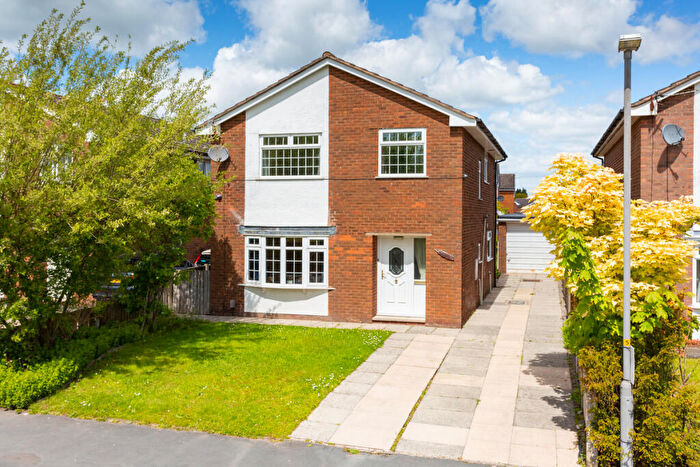 4 Bedroom Detached House For Sale In Crow Hills Road, Penwortham, PR1