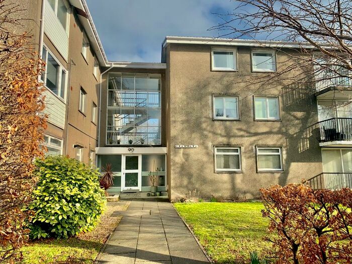 2 Bedroom Flat To Rent In Yarrow Park, St. Leonards, East Kilbride, G74