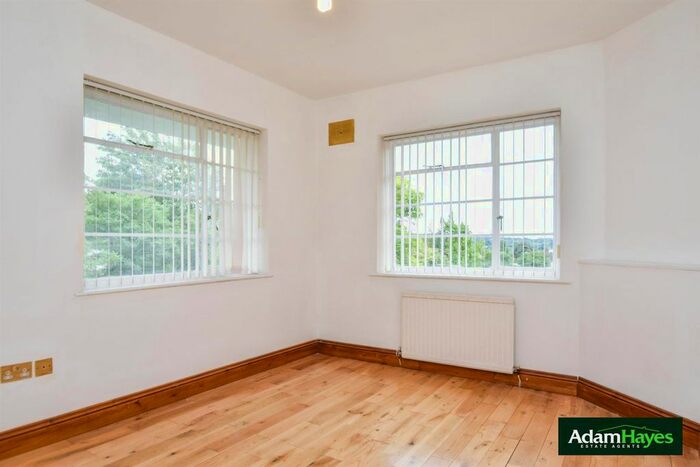 2 Bedroom Flat To Rent In Ossulton Way, East Finchley, N2