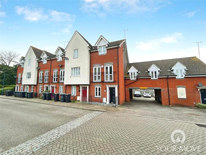 3 Bedroom End Of Terrace House For Sale In Covesfield, Gravesend, Kent, DA11