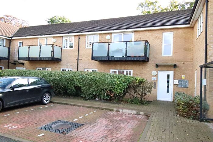 1 Bedroom Flat To Rent In Talehangers Close, Bexleyheath, DA6