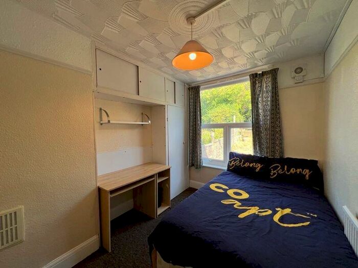 3 Bedroom Detached House To Rent In Milner Road, Brighton, BN2