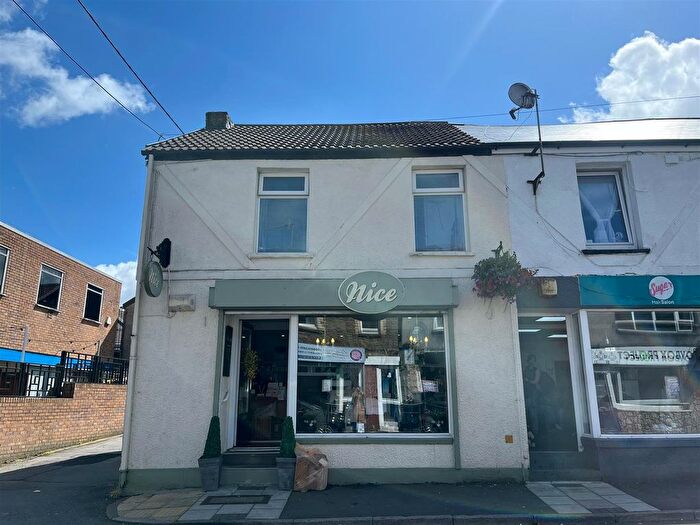 1 Bedroom Flat To Rent In Clive Street, Caerphilly, CF83