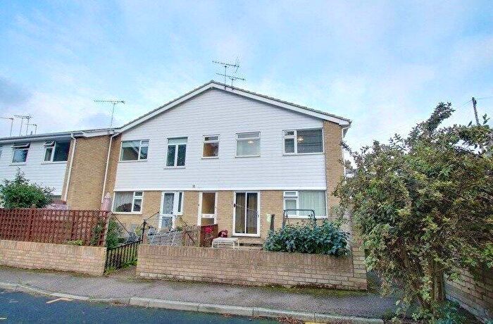 2 Bedroom Flat To Rent In Orchard Court, Sussex Road, Colchester, CO3