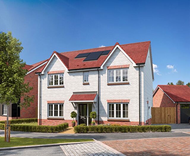 4 Bedroom Detached House For Sale In The Willows, Bedford, MK40