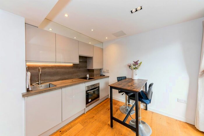 1 Bedroom Flat To Rent In Elwick Road, Ashford, TN23