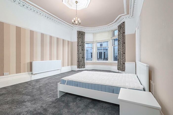 5 Bedroom Flat To Rent In Cecil Street, Hillhead, Glasgow, G12