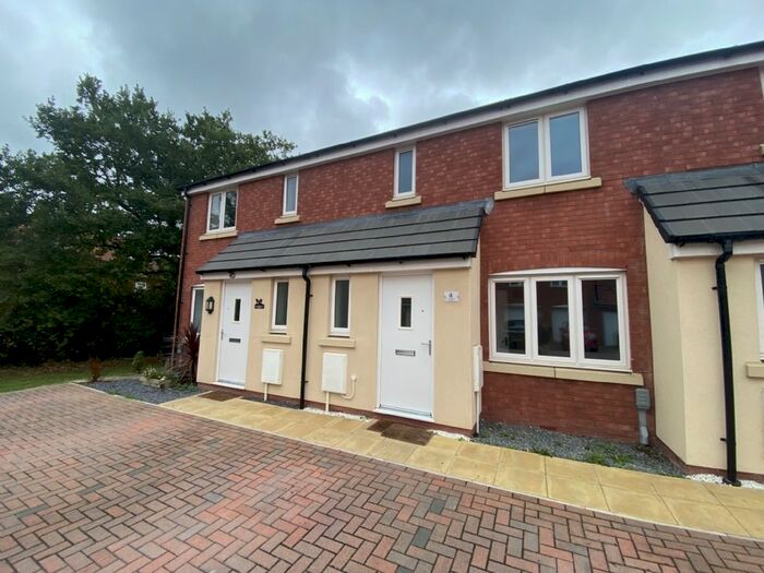 3 Bedroom Terraced House To Rent In Golding Close, Wells, BA5