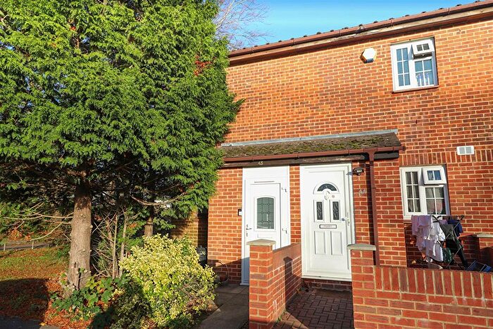 1 Bedroom End Terrace House For Sale In Newcourt, Uxbridge, UB8