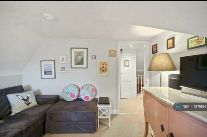 1 Bedroom Flat To Rent In Kentish Town Road, London, NW1