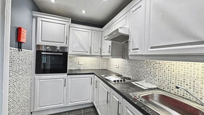 2 Bedroom Flat To Rent In The Willows, Colchester, CO2