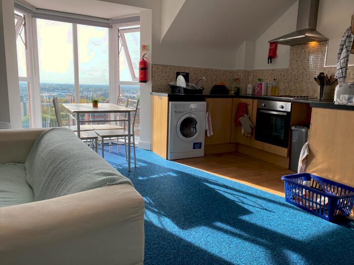 4 Bedroom Flat To Rent In Alexandra Terrace, Lincoln, LN1