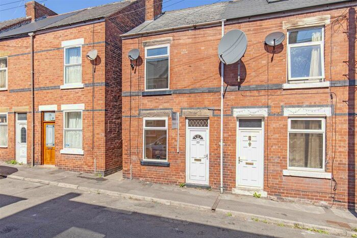 2 Bedroom Semi-Detached House To Rent In John Street, Brampton, Chesterfield, S40