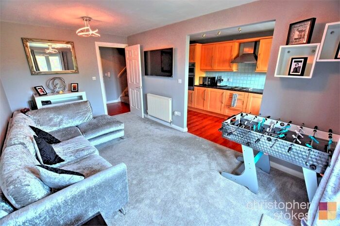 2 Bedroom Flat To Rent In Paul Close, Cheshunt, Waltham Cross, EN7