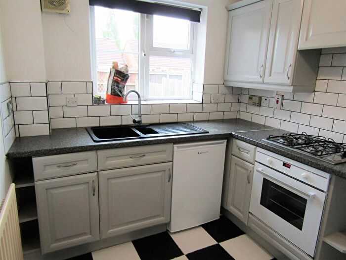 3 Bedroom Semi Detached House To Rent In Marshbrook Road, Pype Hayes, B24