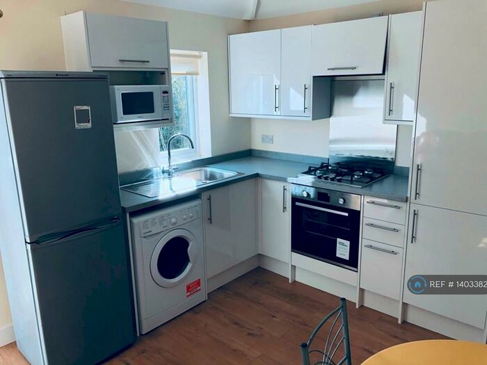 1 Bedroom Flat To Rent In Canley, Coventry, CV4