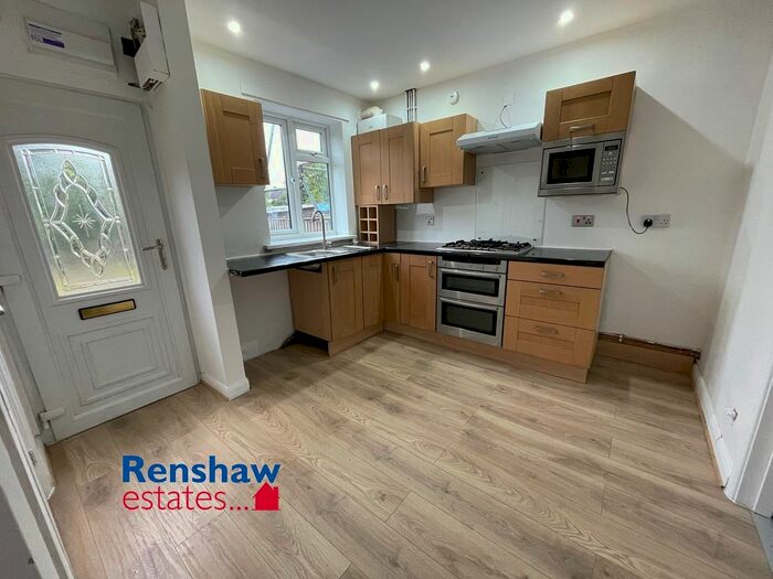 3 Bedroom Terraced House To Rent In Peveril Drive, Ilkeston, Derbyshire, DE7