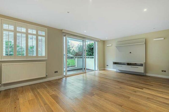 2 Bedroom Apartment To Rent In Courtlands Richmond, Richmond, TW10