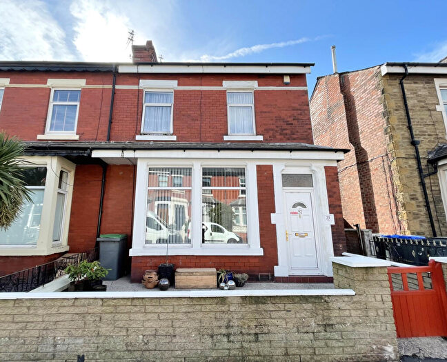 3 Bedroom End Of Terrace House For Sale In Woodland Grove, Stanley Park, FY3