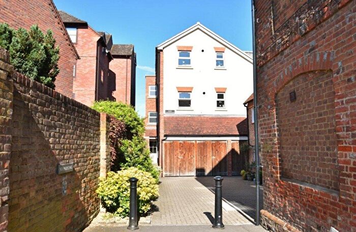 1 Bedroom Apartment For Sale In Germain Street, Chesham, Buckinghamshire, HP5