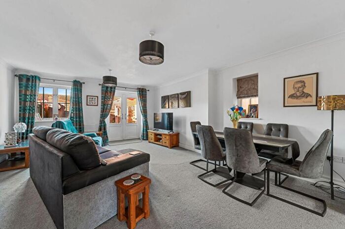 4 Bedroom Semi-Detached House For Sale In Bredfield Road, Woodbridge, IP12
