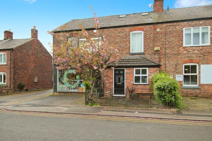 1 Bedroom Flat To Rent In Chapel Lane, Wilmslow, Cheshire, SK9