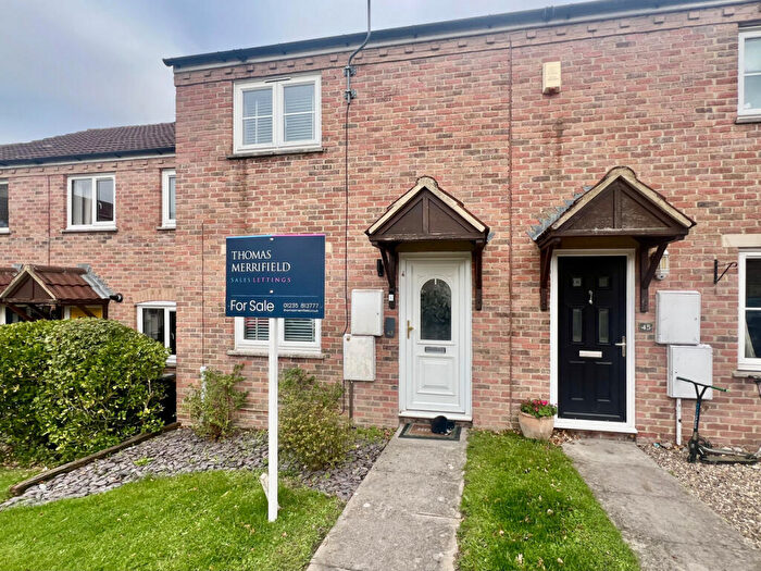 2 Bedroom Terraced House For Sale In St. Hildas Close, Didcot, OX11