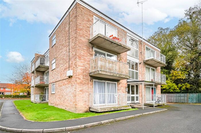 1 Bedroom Apartment For Sale In London Road, Newbury, Berkshire, RG14