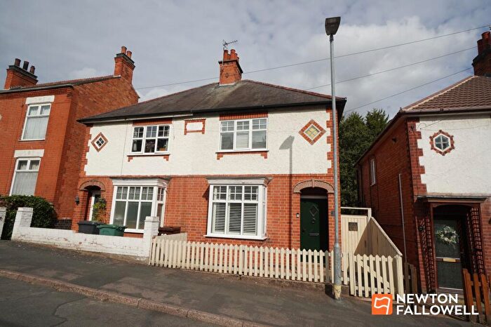 2 Bedroom Semi-Detached House For Sale In Danvers Road, Mountsorrel, LE12
