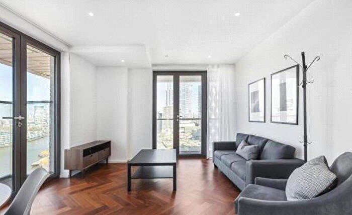2 Bedroom Apartment To Rent In Ambassador Building, Embassy Garden, Nine Elms, SW11