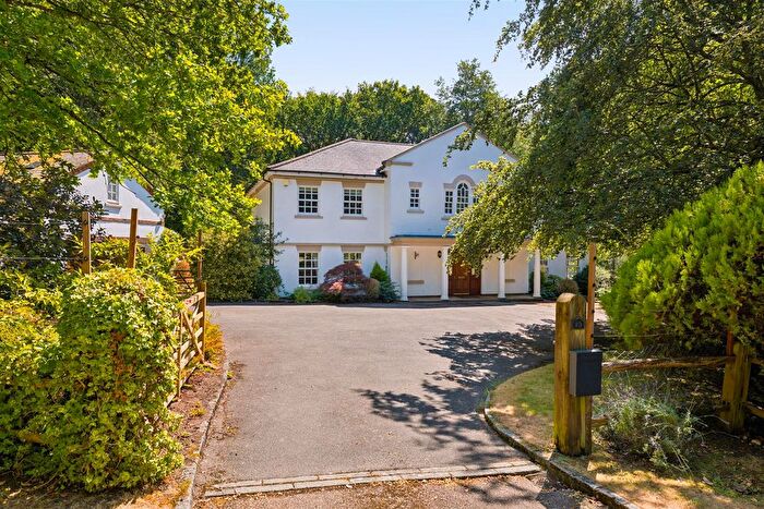 5 Bedroom Property For Sale In Hambledon Park, Hambledon, GU8