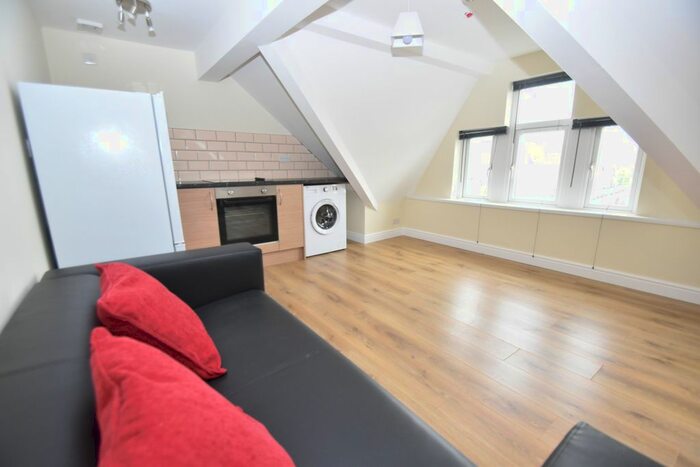 1 Bedroom Flat To Rent In Marlborough Road, Roath, Cardiff, CF23