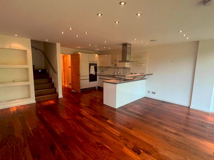 2 Bedroom Flat To Rent In Ravelston Terrace, Ravelston, Edinburgh, EH4