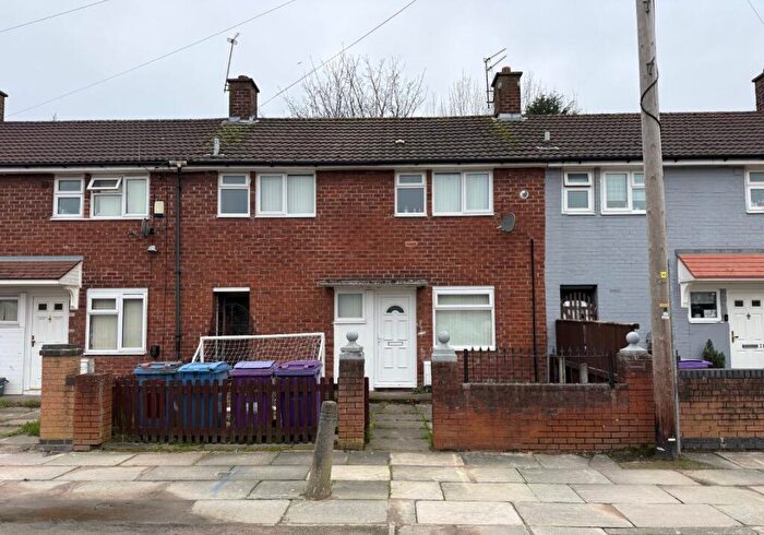 3 Bedroom Town House For Sale In Altfinch Close, Liverpool, Merseyside, L14