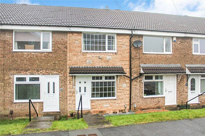 2 Bedroom Town House For Sale In Cherry Tree Rise, Keighley, West Yorkshire, BD21