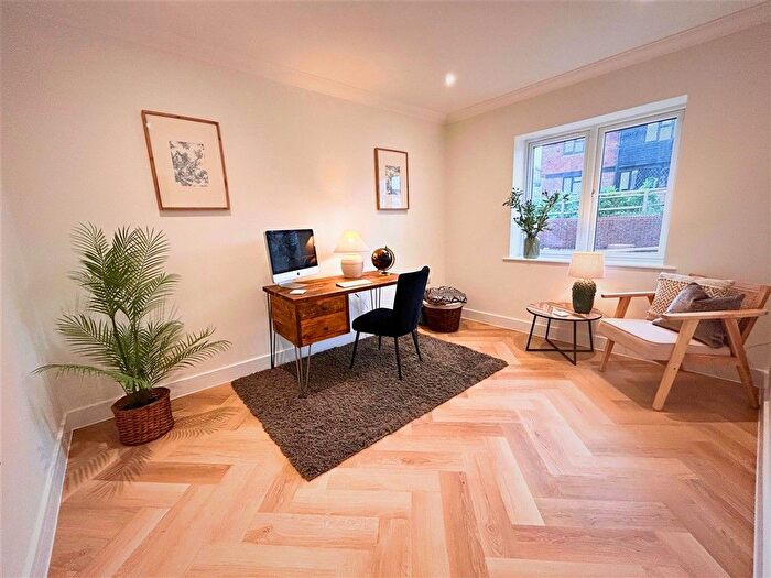 4 Bedroom Detached House For Sale In Lewes Road, The Orchards, Ridgewood, Uckfield, East Sussex, TN22