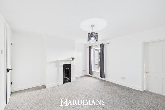 3 Bedroom End Of Terrace House For Sale In Edinburgh Road, Lowestoft, NR32