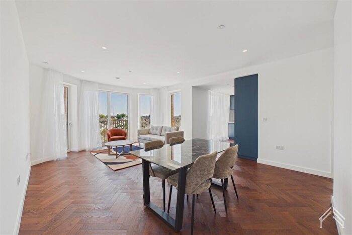 2 Bedroom Apartment To Rent In Delamarre House, Parkview Avenue, NW2
