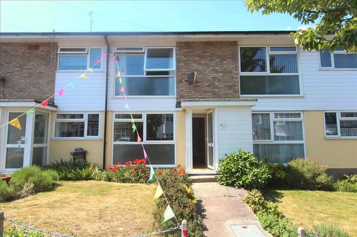 2 Bedroom Flat To Rent In Chalkwell Park Drive, Leigh-On-Sea, SS9