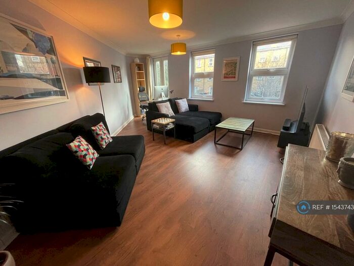 2 Bedroom Flat To Rent In Brayards Road, London, SE15