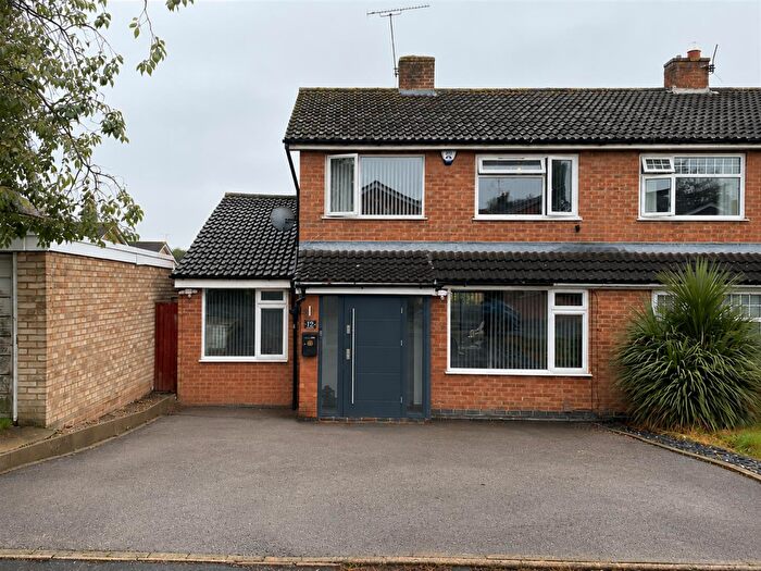 3 Bedroom Semi Detached House For Sale In Tamar Road, Oadby, Leicester, LE2