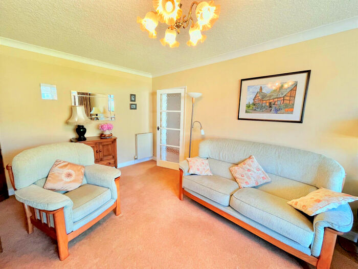 2 Bedroom Bungalow For Sale In Dorchester Road, Garstang, Preston, PR3